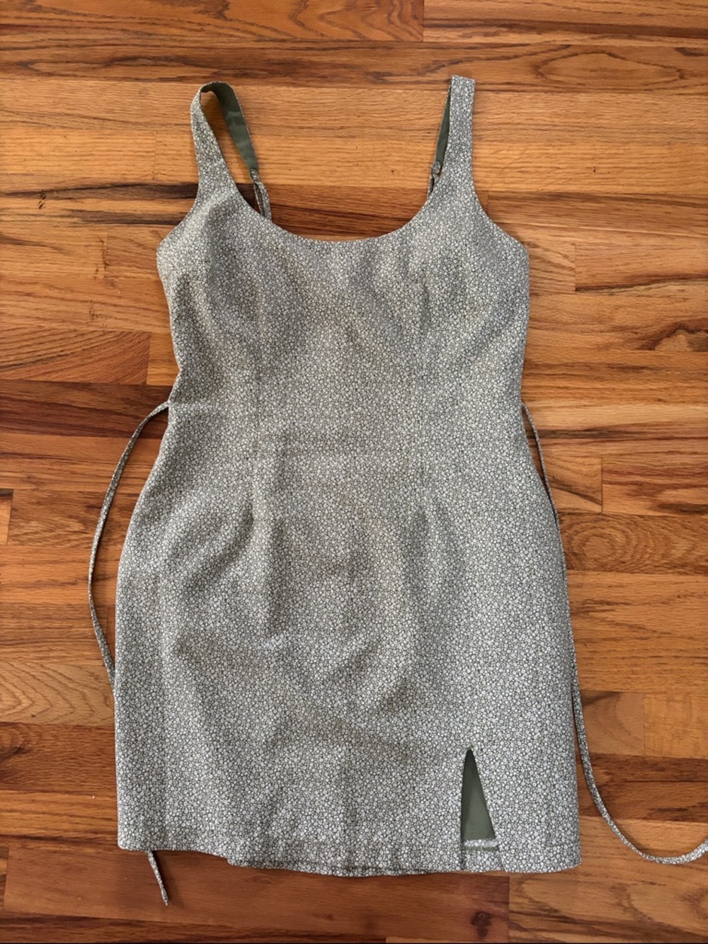Abercrombie & Fitch Light Green Floral Mini Dress